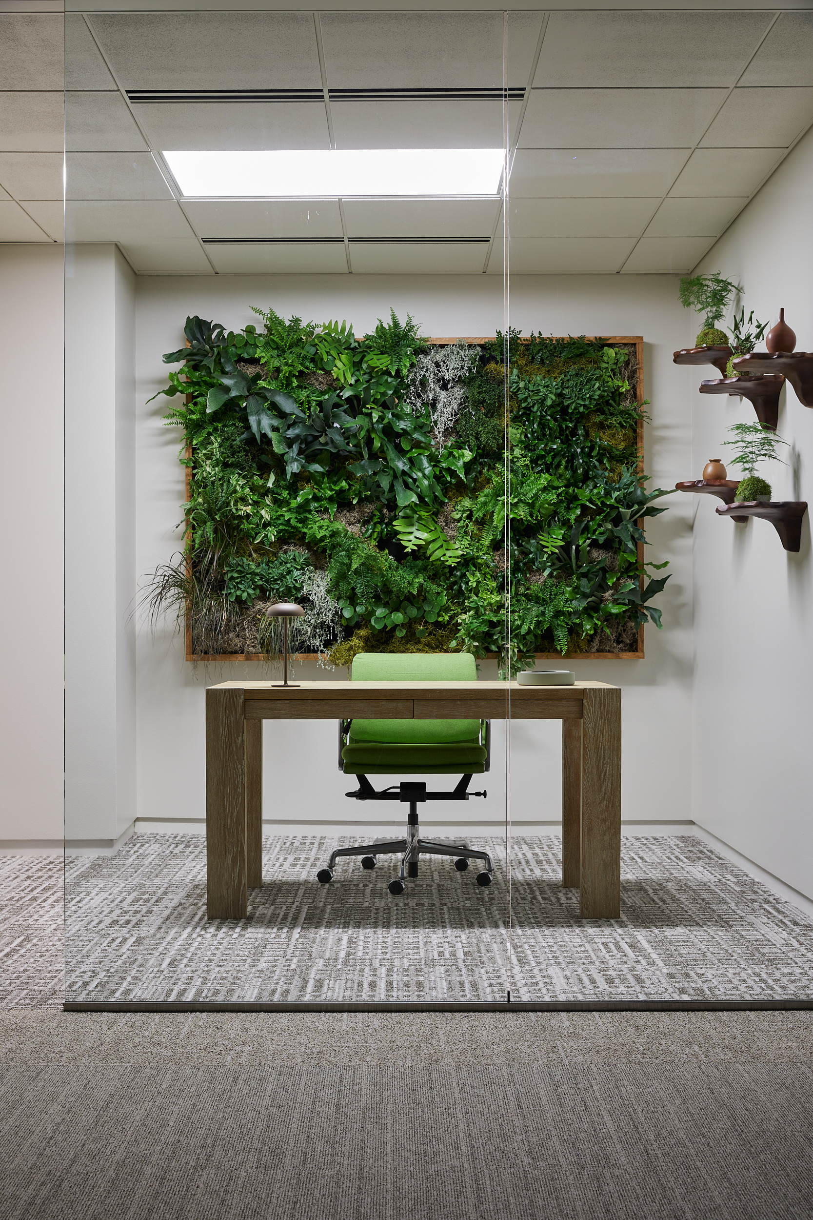 Interface Knit Intent and Open Air 418 carpet tile with WW860 plank carpet tile in private office and corridor