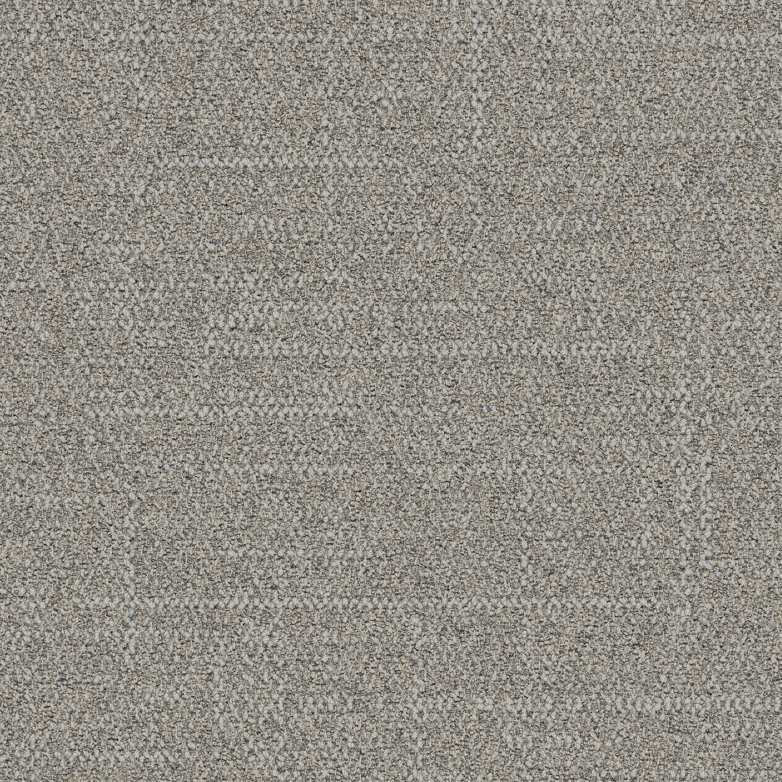 Interface Open Air 418 carpet tiles with Studio Set LVT in open office